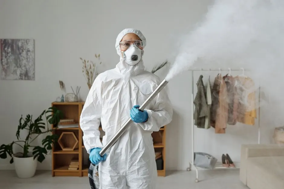 Commack Biohazard Cleanup Pros technicians